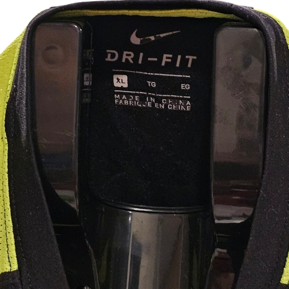 Nike Dri-Fit XL Boys Performance Tee - Active Wear Black Shirt - Size XL - Picture 2 of 5